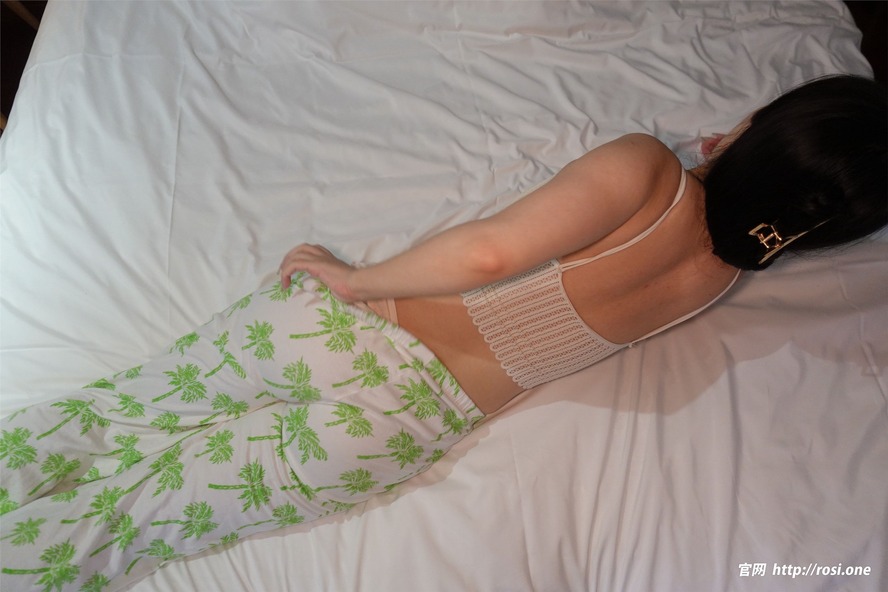 ROSI写真 2023.01.26 NO.4070